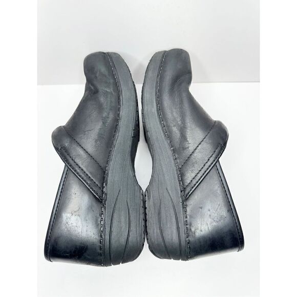 Dansko Clogs Size 8US Matte Black Leather Comfort Slip On Professional Shoes - Picture 10 of 12